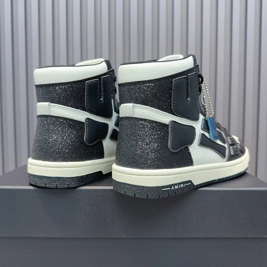 Men's shoes💰620💰 AMIRI AMIRI trendy brand hot sale🔥 Available all year round✅Couples💑 Official website synchronization Imported fabrics 1⃣️ratio 1⃣️Re-engraved, original factory special original sole, 35-45 (38.45. Non-refundable)
